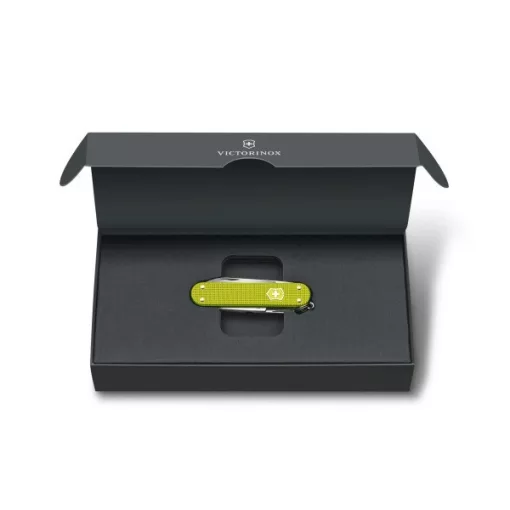 VICTORINOX Swiss Army Classic SD zsebkés, alox, Electric Yellow 2023