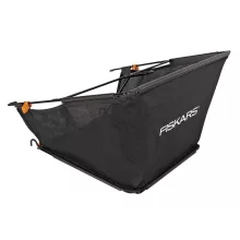 FISKARS StaySharp Max fűgyűjtő kézi fűnyíróhoz