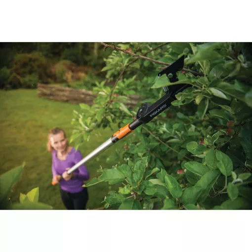 FISKARS Teleszkópos nyél QuikFit (M)