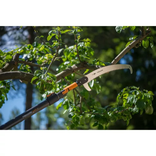 FISKARS Teleszkópos nyél QuikFit (M)