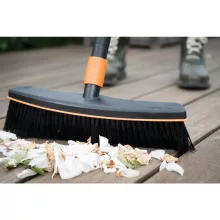 FISKARS széles seprű fej QuikFit