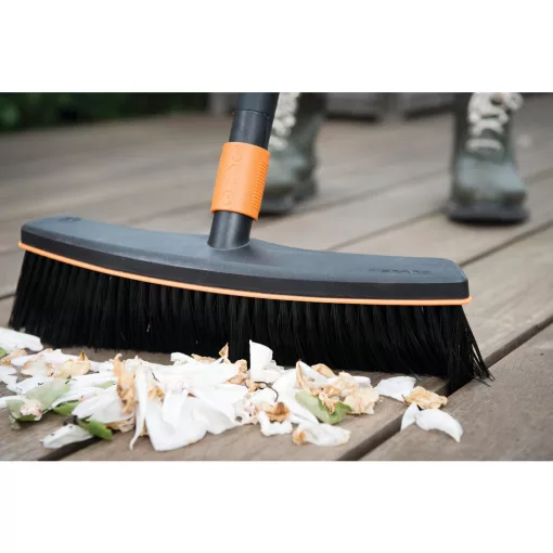 FISKARS széles seprű fej QuikFit