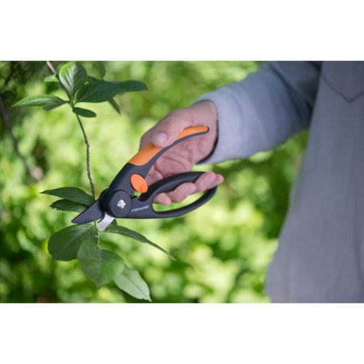 FISKARS Ujjvédő mellévágó metszőolló P44