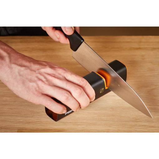 FISKARS Edge késélező