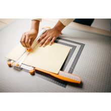 FISKARS Vágóasztal A/3 - A/4 méret