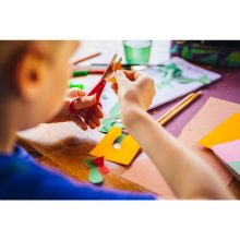 FISKARS Classic gyermekolló (13 cm) piros, balkezes