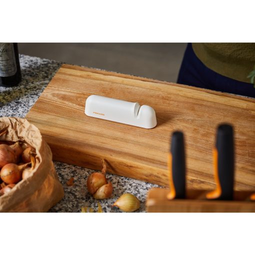 FISKARS Functional Form görgős késélező