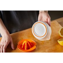 FISKARS Functional Form gyümölcs facsaró