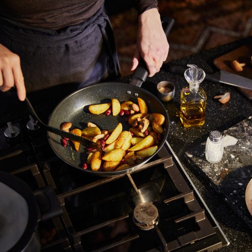 FISKARS Functional Form spatula, éles széllel