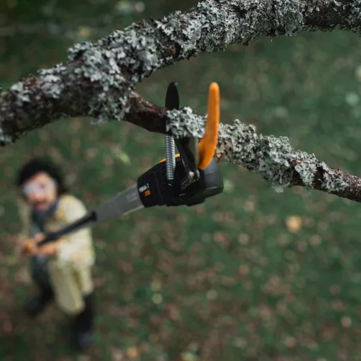 FISKARS PowerGearX teleszkópos ágvágó UPX86