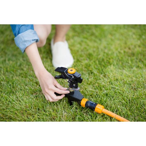 FISKARS Comfort impulzus kör esőztető, fém, kerekekkel >500 m2 (XL)