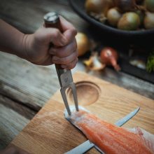 FISKARS Norden filézőkés (21 cm)