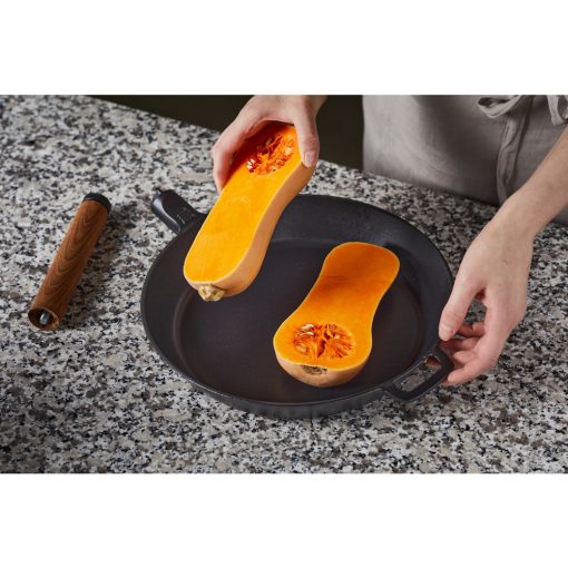 FISKARS Norden öntöttvas serpenyő (26 cm)