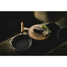 FISKARS Norden öntöttvas grillserpenyő (26 cm)