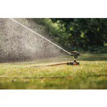 FISKARS Performance pulzáló kör esőztető, leszúrható be/ki >500 m2 (XL)