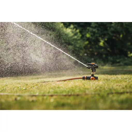 FISKARS Performance pulzáló kör esőztető, leszúrható be/ki >500 m2 (XL)