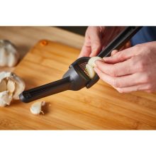 FISKARS Functional Form fokhagymanyomó