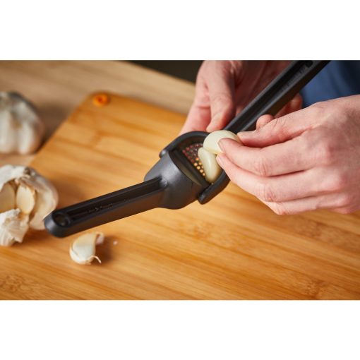 FISKARS Functional Form fokhagymanyomó