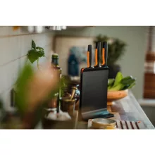 FISKARS Functional Form késkészlet, 3 késsel, műanyag blokkban