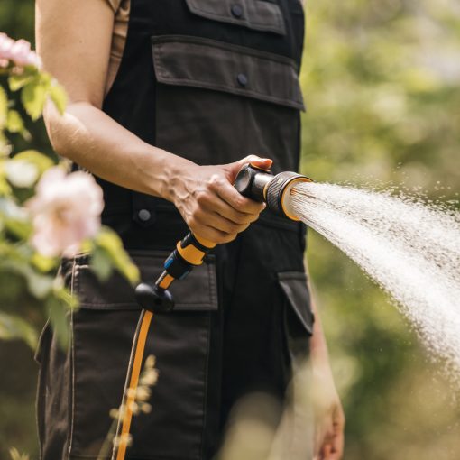 FISKARS Comfort 3 funkciós öntözőfej, hüvelykujj vezérlés