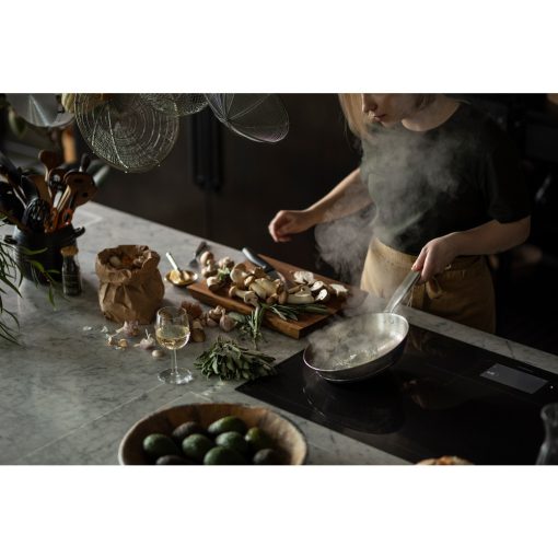 FISKARS All Steel Pure serpenyő  (24 cm)