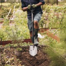 FISKARS Comfort hegyes ásó