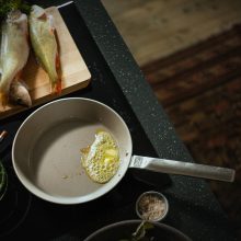 FISKARS Norden serpenyő (26 cm)