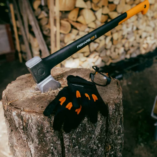 FISKARS X-Series X28 hasítófejsze (M)