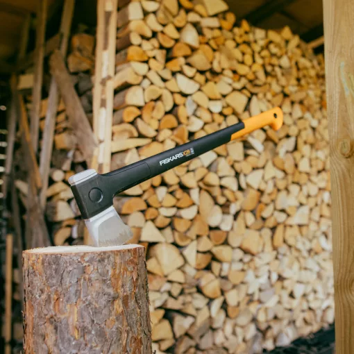 FISKARS X-Series X28 hasítófejsze (M)