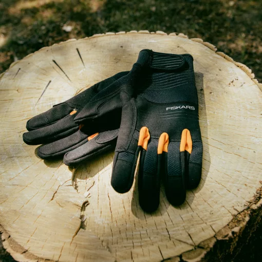FISKARS Professzionális kerti kesztyű (12-es méret)