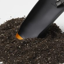 FISKARS Urban Gardening mini lapát és seprű szett