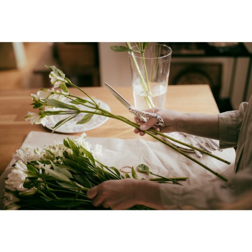 FISKARS FXI általános olló (21 cm) Taika, fehér