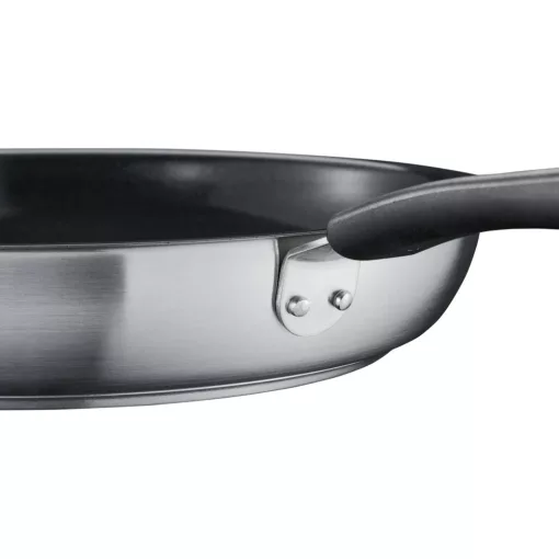 FISKARS Functional Form serpenyő (28 cm) kerámia bevonattal