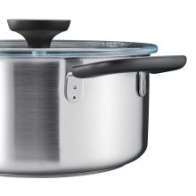 FISKARS Functional Form lábas, fedővel (3 liter)