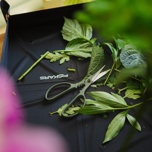 FISKARS Urban Gardening virágvágó olló tárolóval