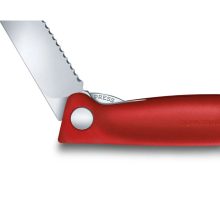 VICTORINOX Swiss Classic összecsukható paradicsomszeletelő kés (11 cm) piros