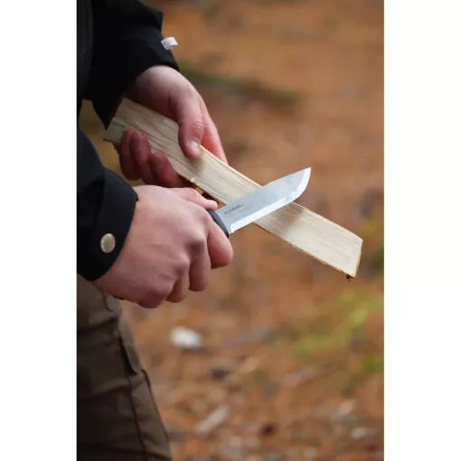 MORAKNIV Garberg (S) tőr, tokkal + Survival Kit tűzgyújtó készlet, fekete