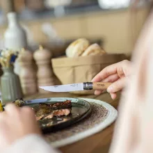 OPINEL Effilé Slim No.08 (S) zsebkés, bükk