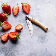 OPINEL Effilé Slim No.08 (S) zsebkés, bükk