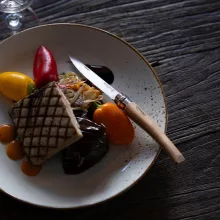 OPINEL Effilé Slim No.10 (S) zsebkés, bükk