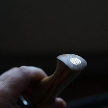 RYDA KNIVES ST650 santoku kés, barázdált pengével (18 cm) damaszkuszi acél