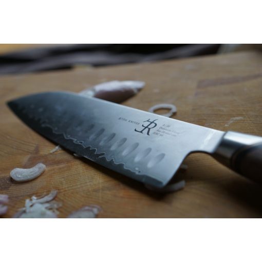 RYDA KNIVES A-30 santoku kés, barázdált pengével (18 cm) damaszkuszi acél