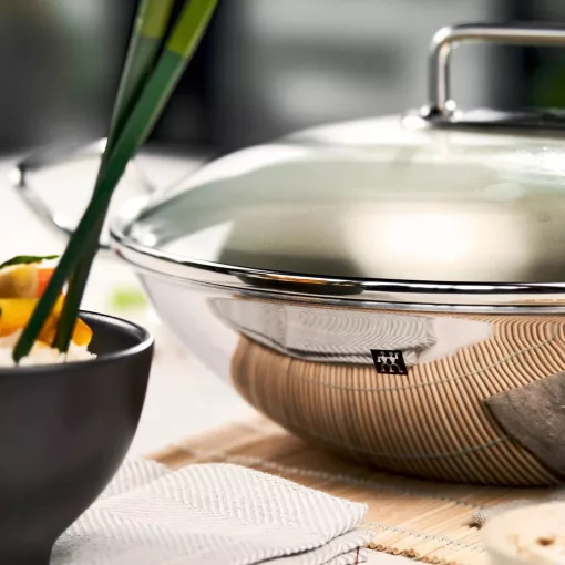 ZWILLING Plus wok (32 cm) ezüst