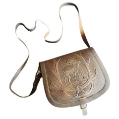 Vadásztáska vállszíjjal