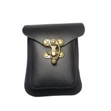 AB - Bőr övtáska - 15 x 12 cm