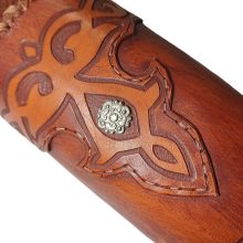 Váci faragott háti tegez