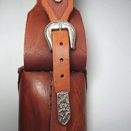 Váci faragott háti tegez